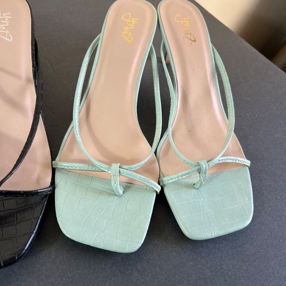 Sandals - Picture 6 of 7